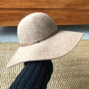 Nordstrom Wide-Brim Wool Floppy Hat in Tan